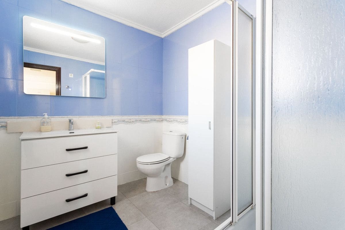 4 makuuhuone Omakotitalo myytävänä paikassa Los Montesinos - 290 000 € (Ref: 10034122)