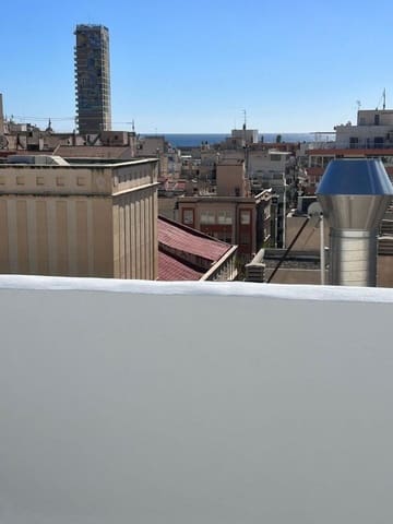 1 bedroom Apartment for sale in Alicante / Alacant city - € 300,000 (Ref: 10034127)