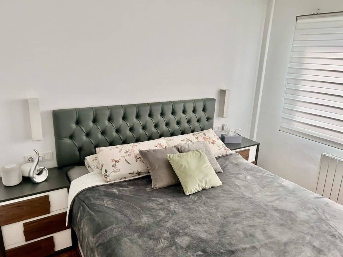 1 bedroom Apartment for sale in Alicante / Alacant city - € 300,000 (Ref: 10034127)
