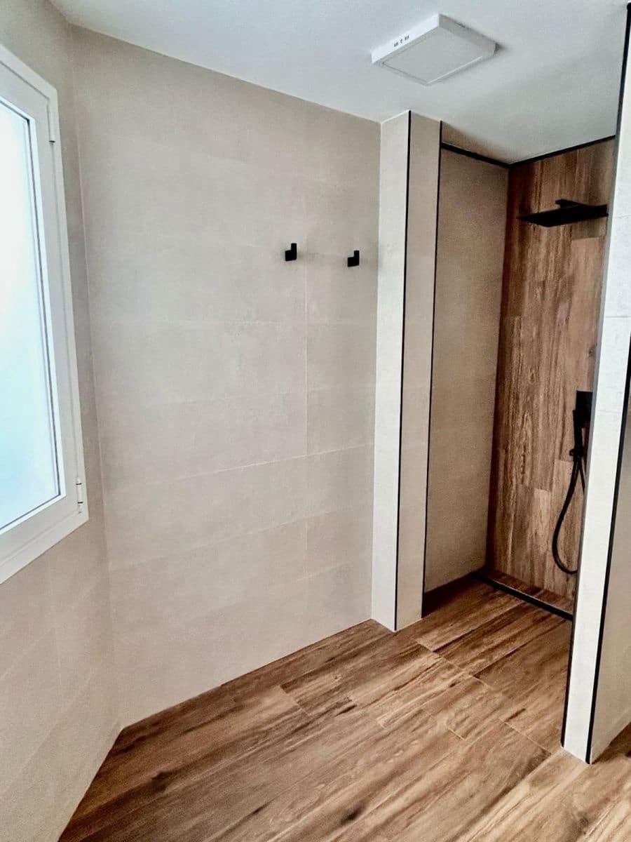 1 bedroom Apartment for sale in Alicante / Alacant city - € 300,000 (Ref: 10034127)