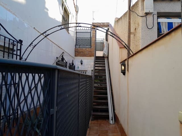 4 bedroom Apartment for sale in Lo Pagan, San Pedro del Pinatar - € 160,000 (Ref: 10034129)