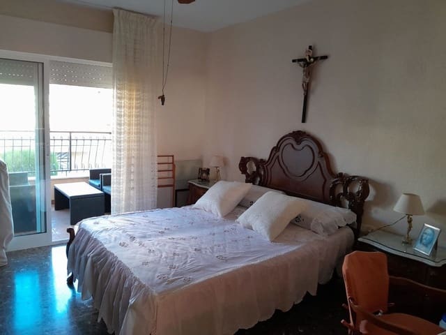 4 bedroom Apartment for sale in Lo Pagan, San Pedro del Pinatar - € 160,000 (Ref: 10034129)