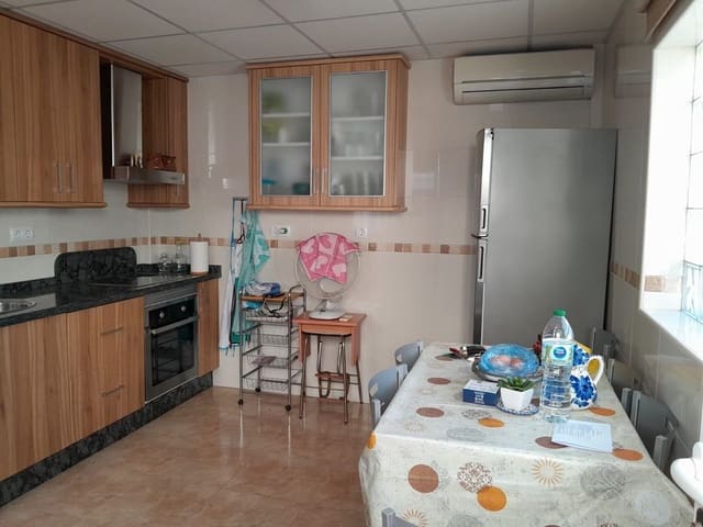 4 bedroom Apartment for sale in Lo Pagan, San Pedro del Pinatar - € 160,000 (Ref: 10034129)