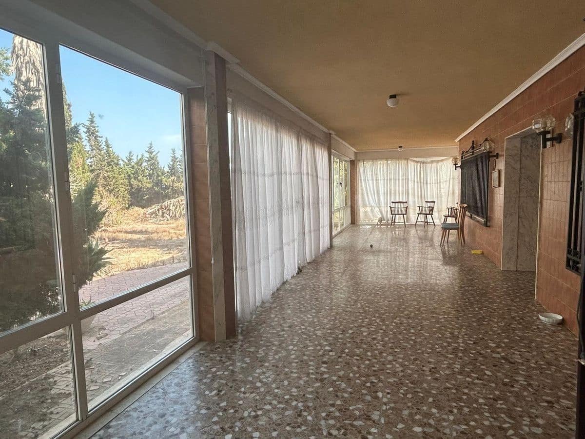 6 bedroom Villa for sale in La Marina - € 625,000 (Ref: 10034131)