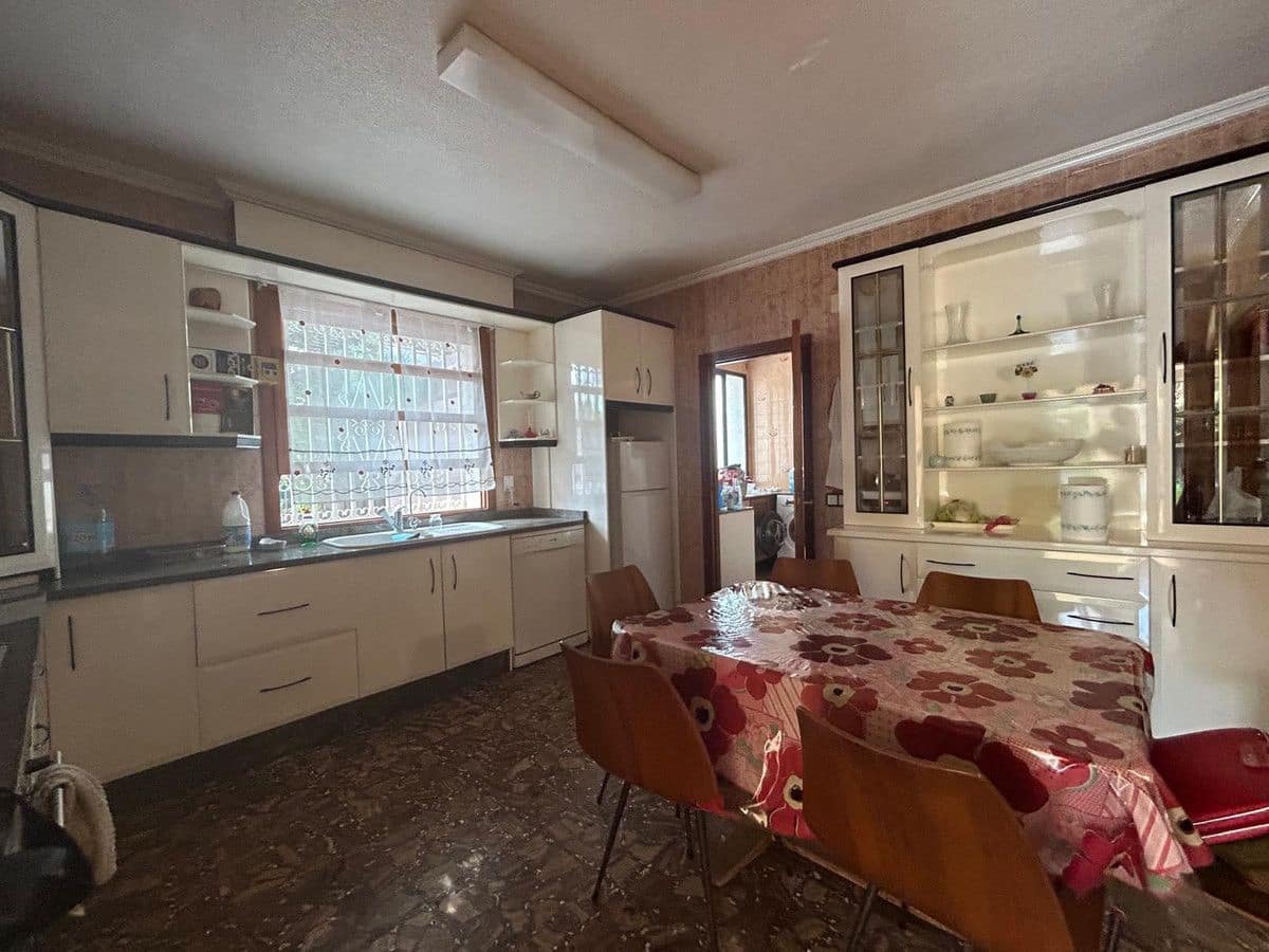 6 bedroom Villa for sale in La Marina - € 625,000 (Ref: 10034131)