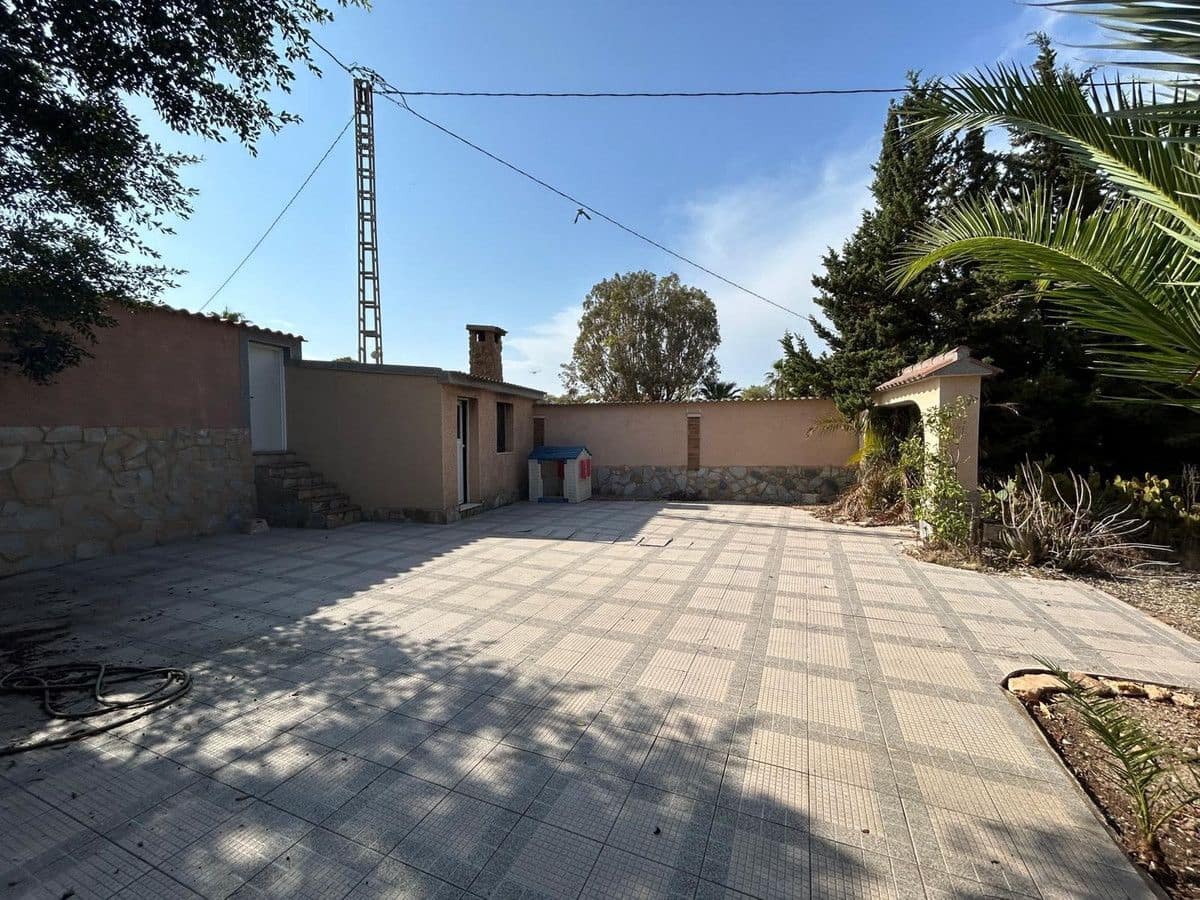 6 bedroom Villa for sale in La Marina - € 625,000 (Ref: 10034131)
