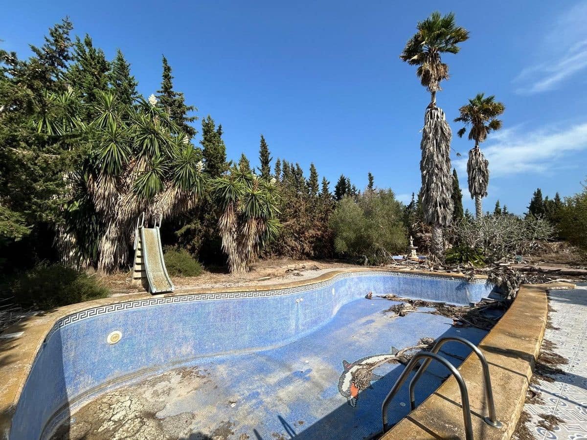 6 bedroom Villa for sale in La Marina - € 625,000 (Ref: 10034131)