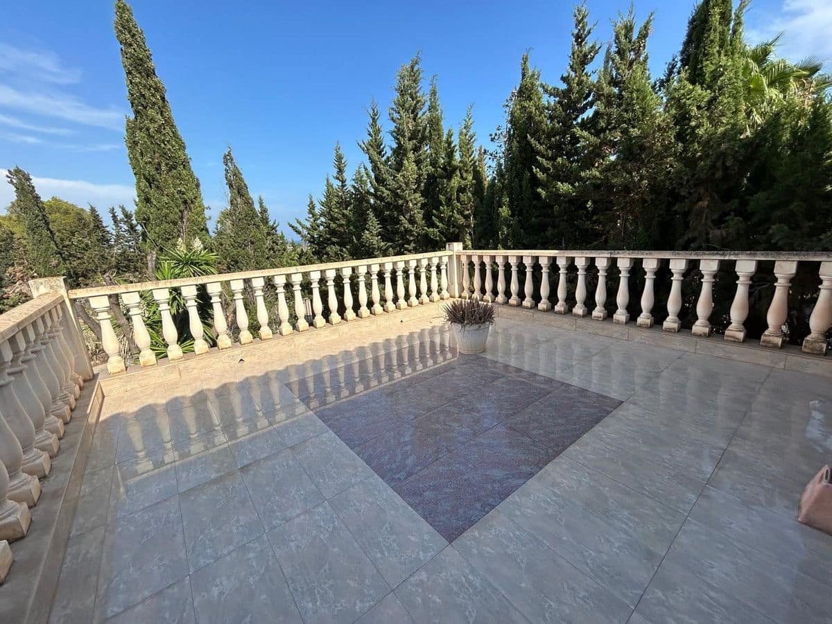 6 bedroom Villa for sale in La Marina - € 625,000 (Ref: 10034131)