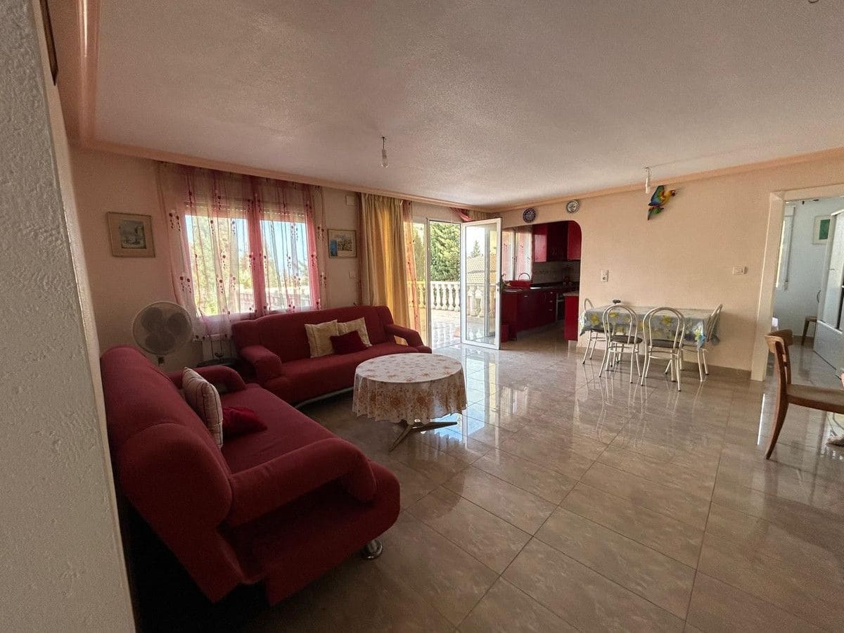 6 bedroom Villa for sale in La Marina - € 625,000 (Ref: 10034131)