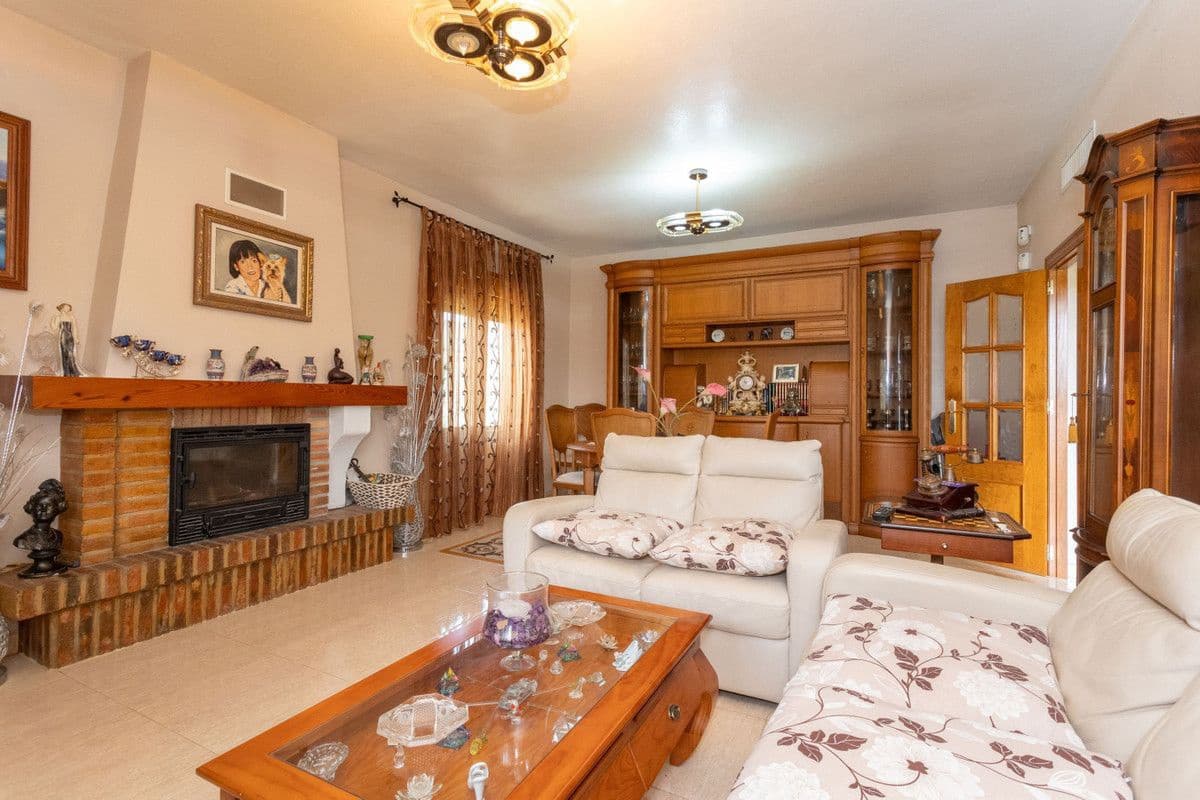 3 bedroom Villa for sale in Campoamor - € 985,000 (Ref: 10034132)