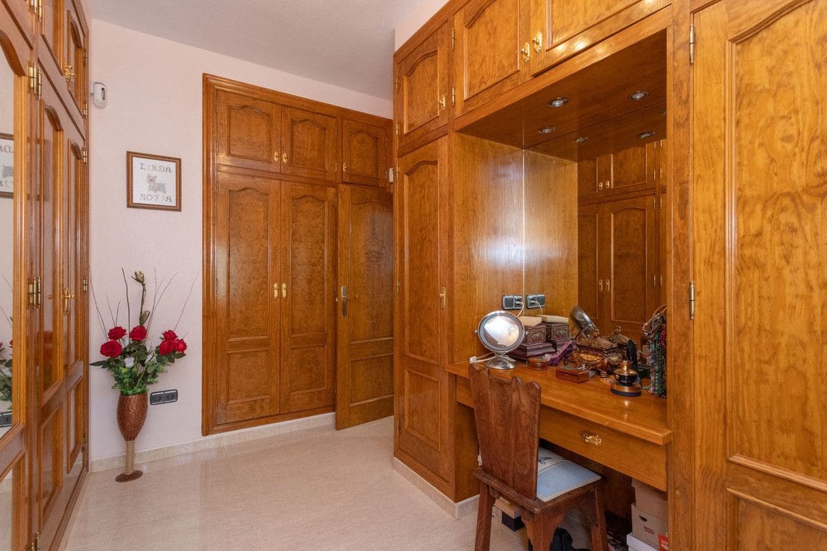 3 bedroom Villa for sale in Campoamor - € 985,000 (Ref: 10034132)