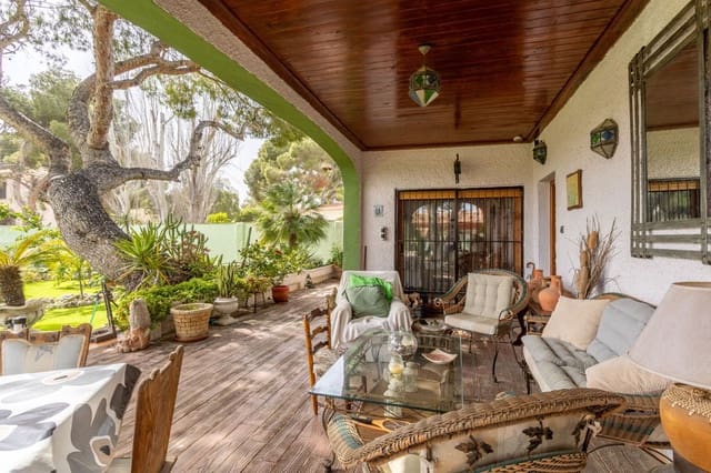 3 bedroom Villa for sale in Campoamor, Orihuela - € 985,000 (Ref: 10034132)