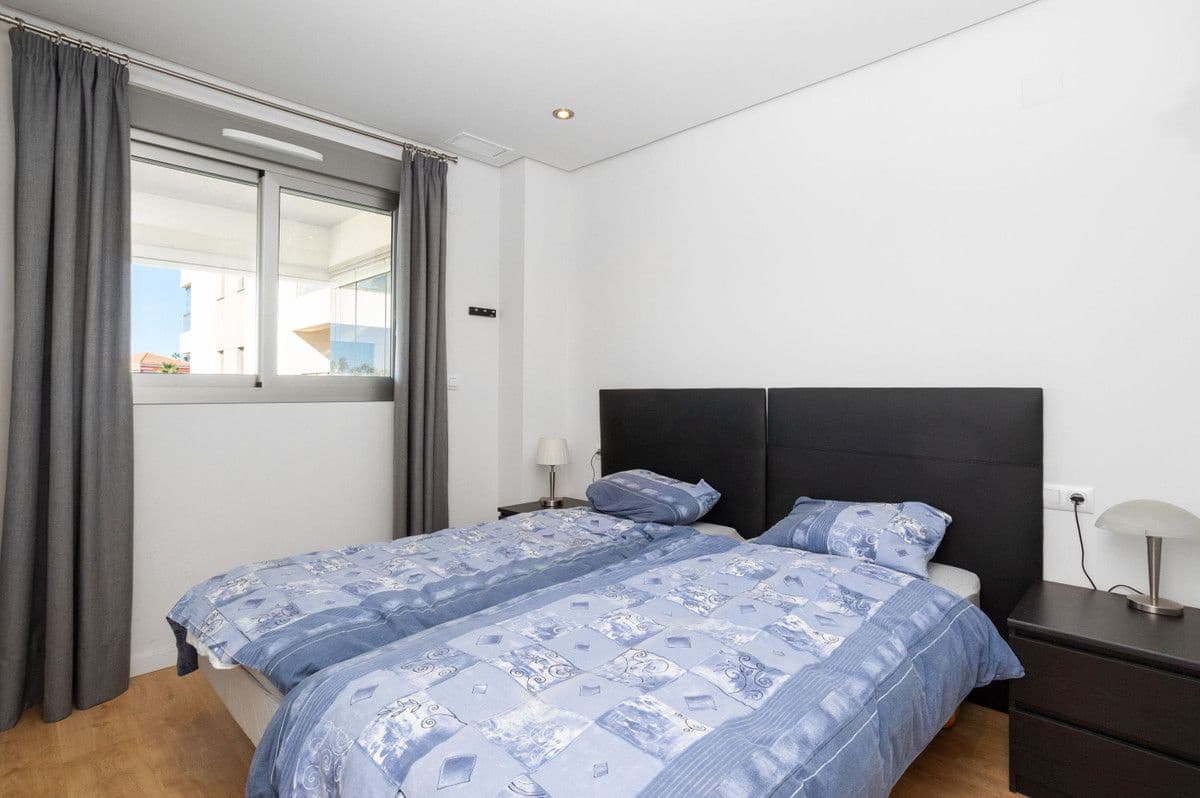 4 makuuhuone Huoneisto myytävänä paikassa Orihuela Costa - 470 000 € (Ref: 10034134)