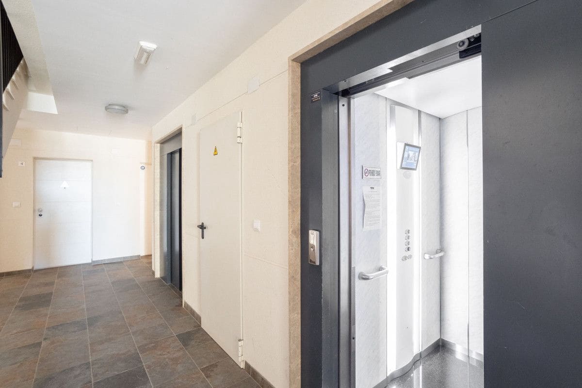 4 makuuhuone Huoneisto myytävänä paikassa Orihuela Costa - 470 000 € (Ref: 10034134)
