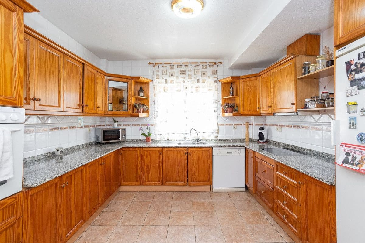 6 sovrum Villa till salu i El Chaparral - 539 000 € (Ref: 10034136)