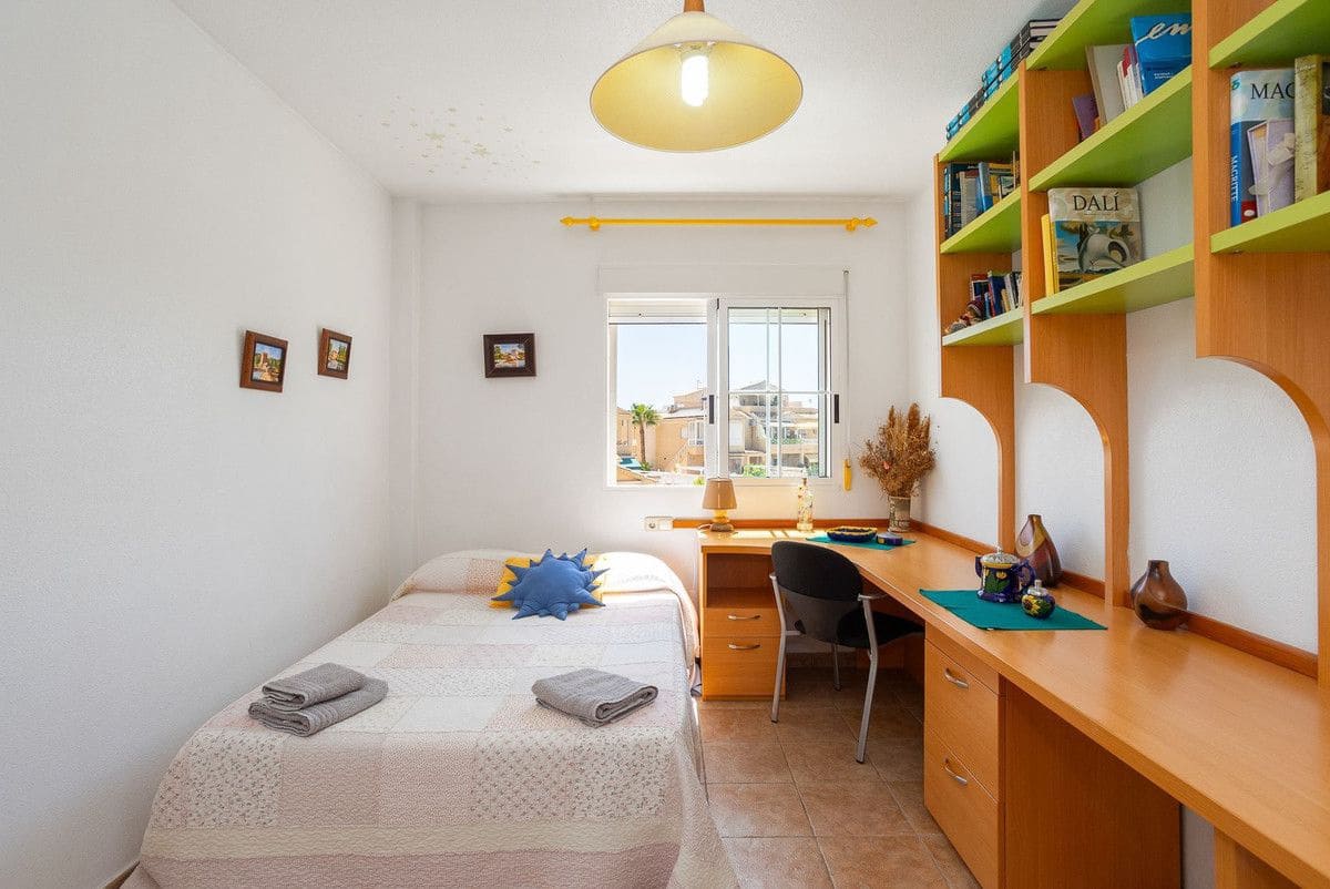 6 sovrum Villa till salu i El Chaparral - 539 000 € (Ref: 10034136)