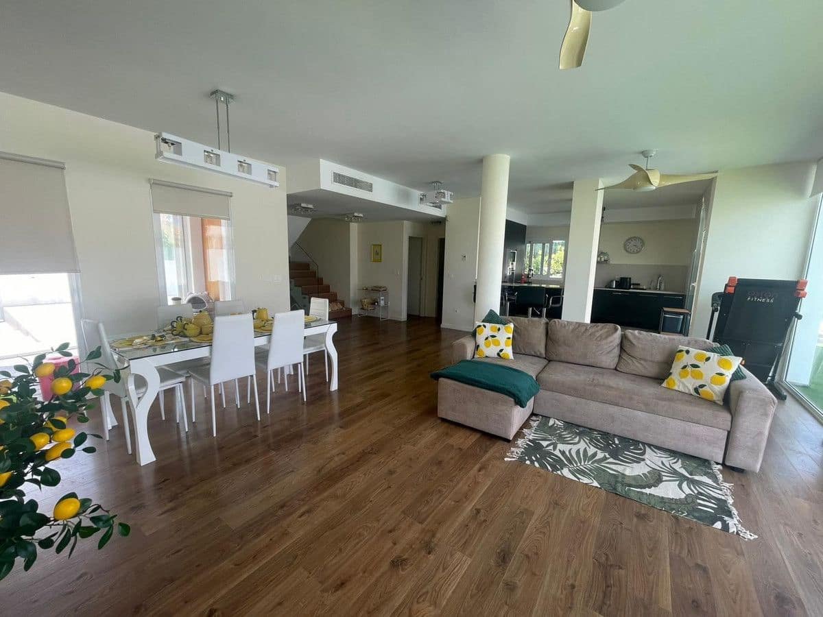 5 soverom Villa til salgs i Bigastro - € 699 000 (Ref: 10034138)