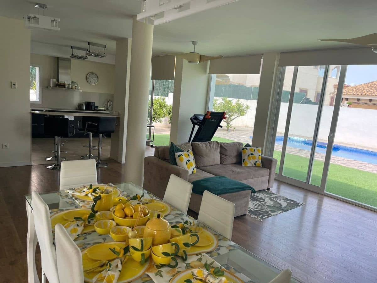 5 soverom Villa til salgs i Bigastro - € 699 000 (Ref: 10034138)