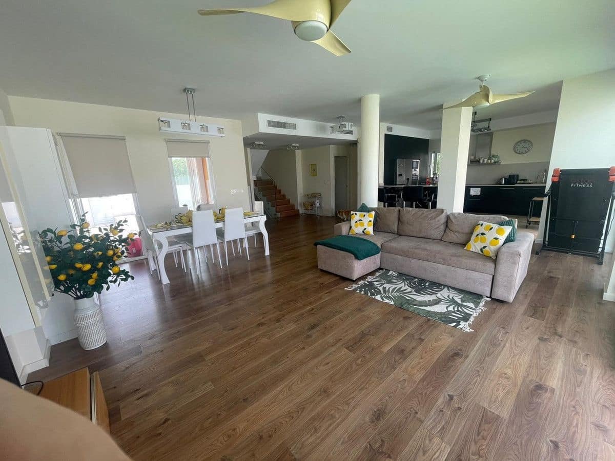 5 soverom Villa til salgs i Bigastro - € 699 000 (Ref: 10034138)