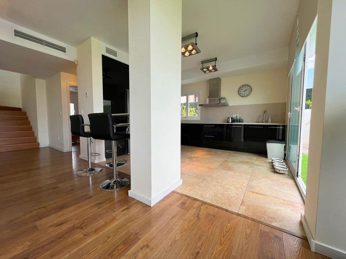 5 soverom Villa til salgs i Bigastro - € 699 000 (Ref: 10034138)