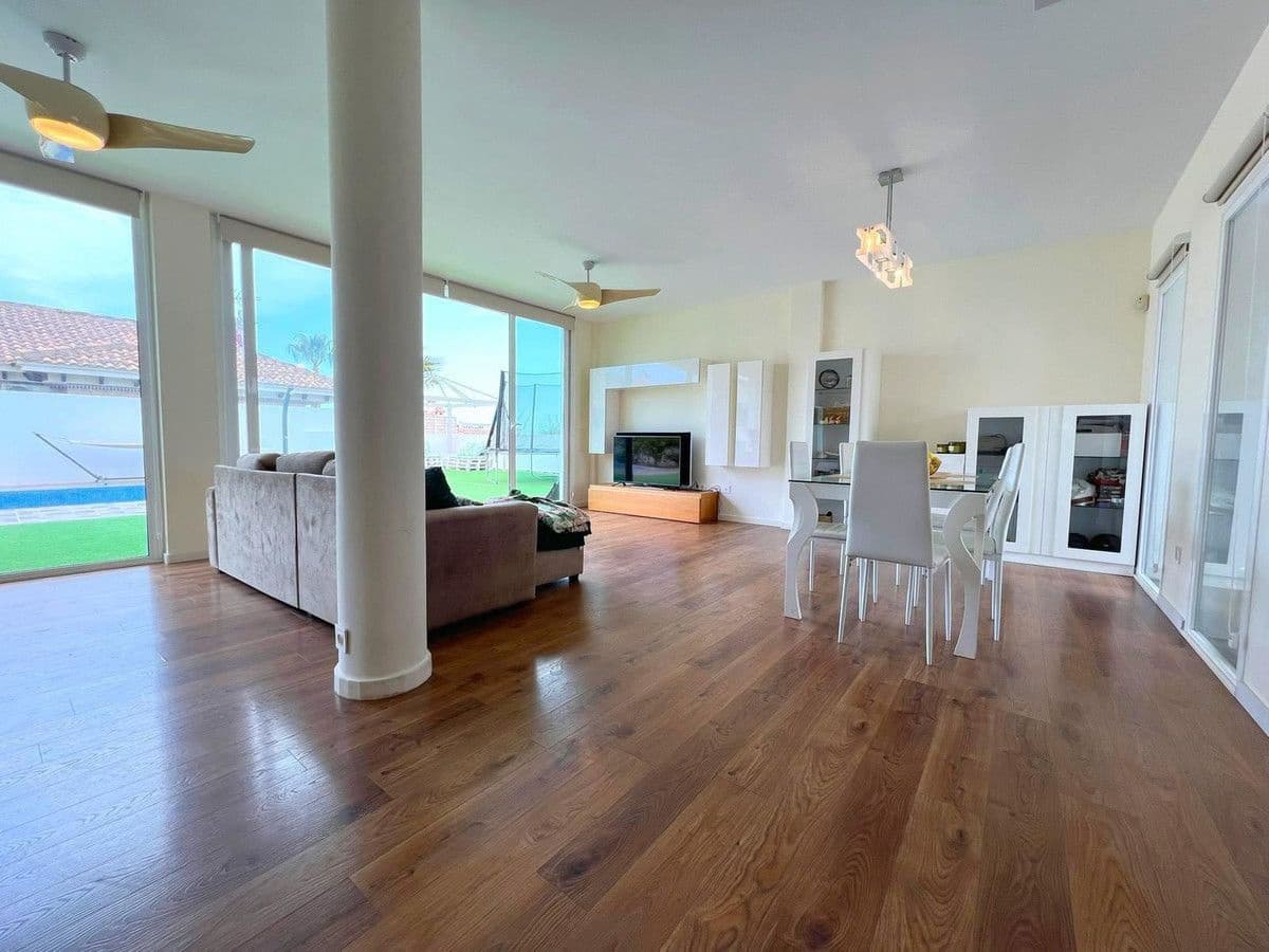 5 soverom Villa til salgs i Bigastro - € 699 000 (Ref: 10034138)