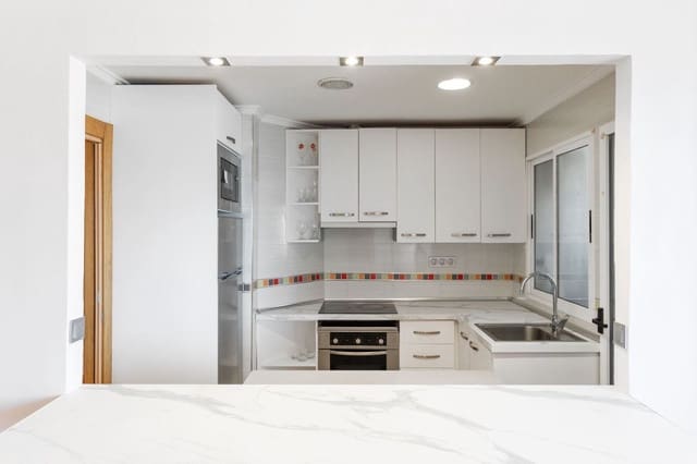 3 quarto Apartamento para venda em Los Europeos, Torrevieja - 280 000 € (Ref: 10034139)