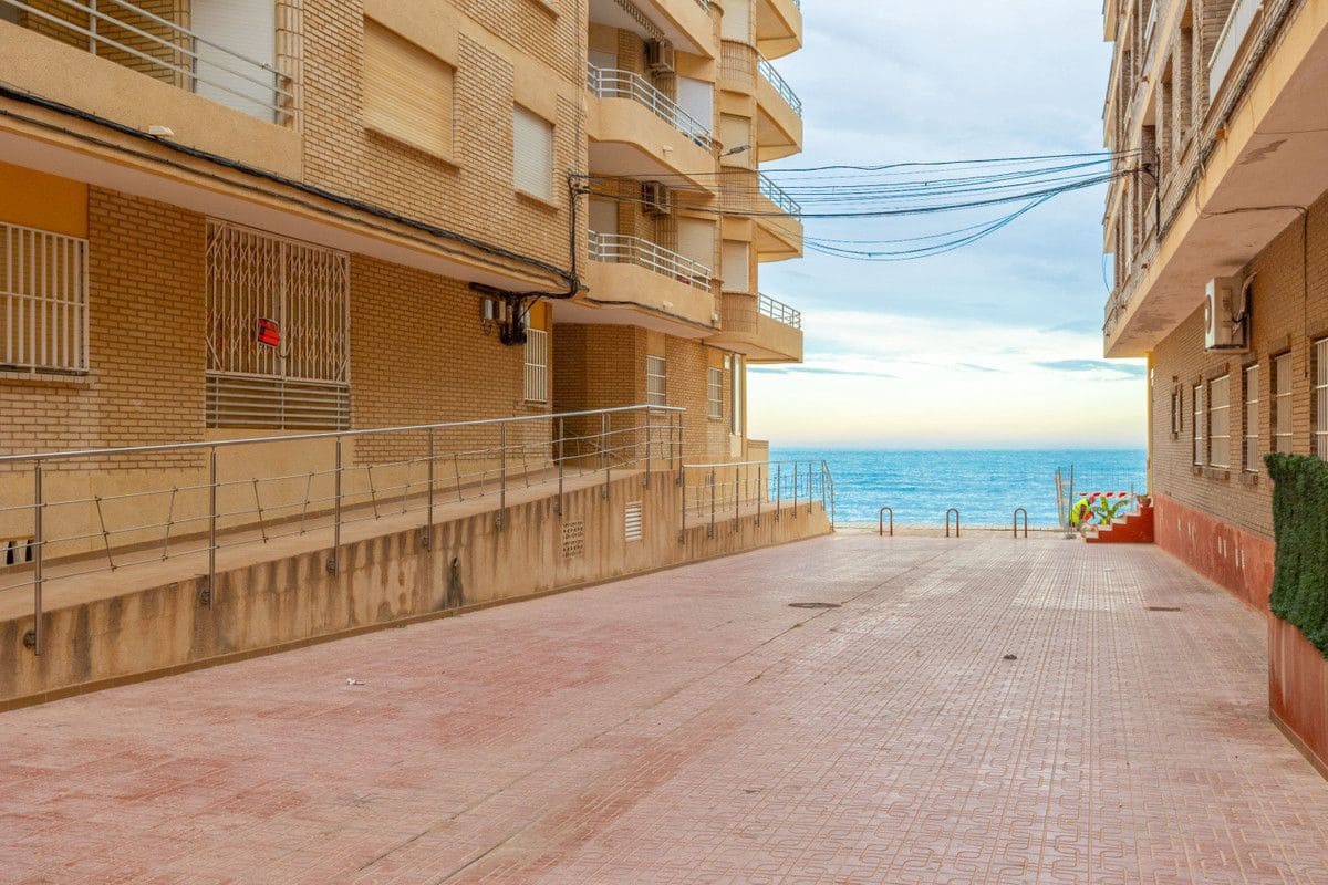 3 quarto Apartamento para venda em La Mata - 280 000 € (Ref: 10034139)