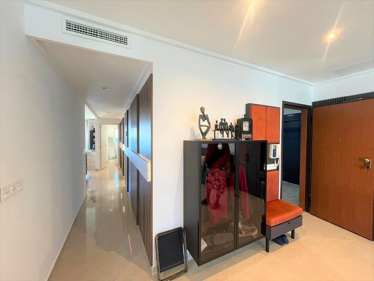 3 bedroom Apartment for sale in La Manga del Mar Menor with pool - € 525,000 (Ref: 10035569)