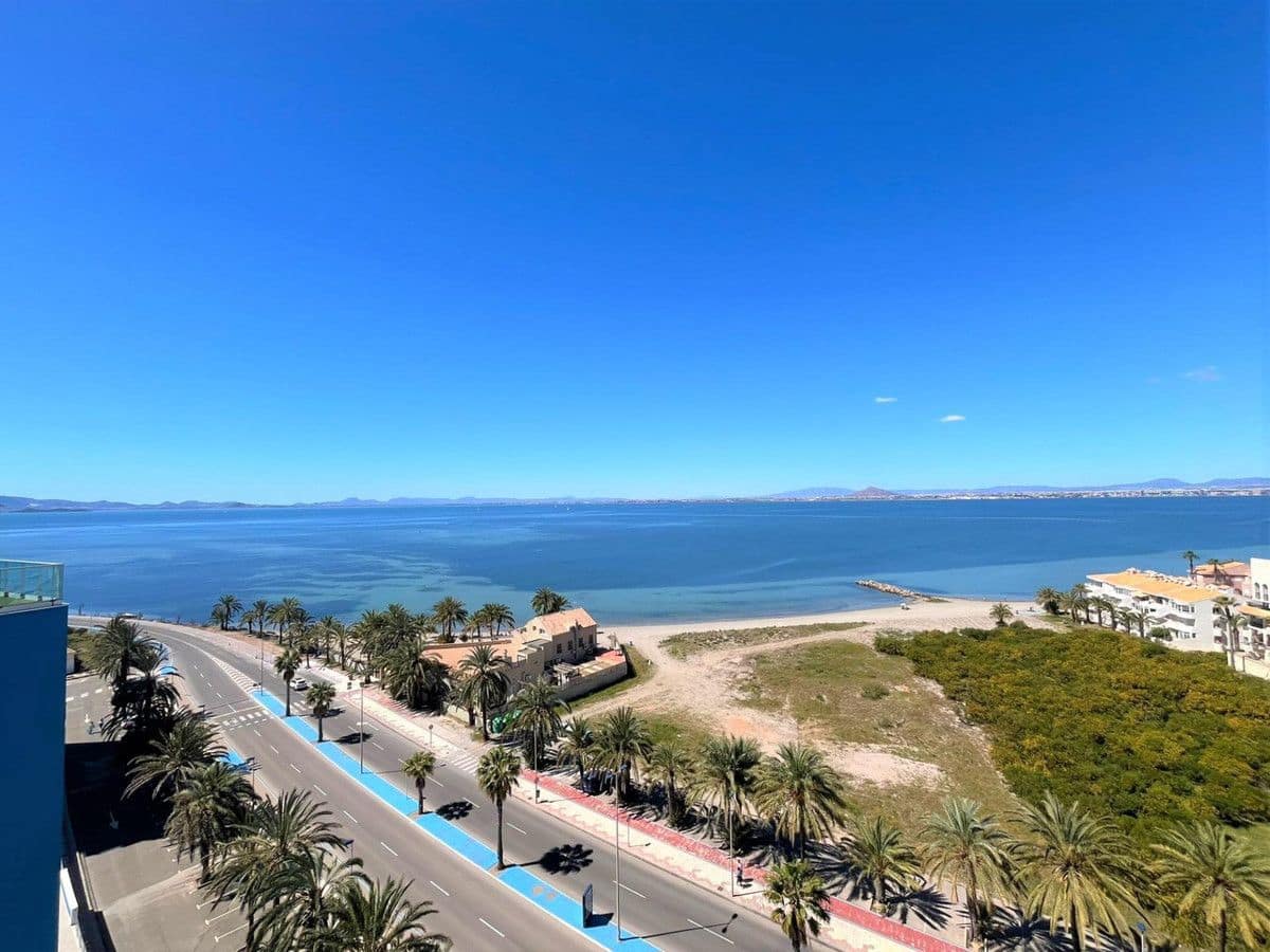 3 bedroom Apartment for sale in La Manga del Mar Menor with pool - € 525,000 (Ref: 10035569)