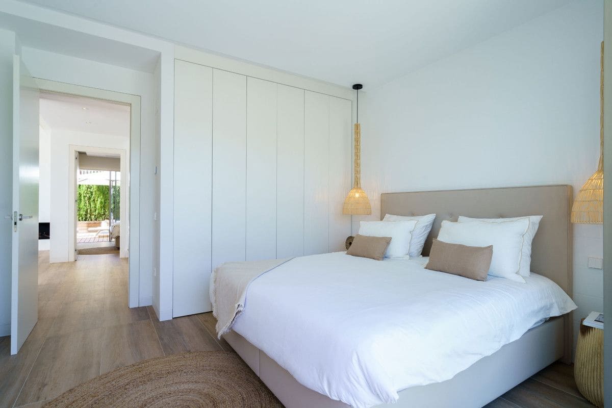 5 slaapkamer Villa te koop in Las Colinas Golf met zwembad - € 1.995.000 (Ref: 10038445)