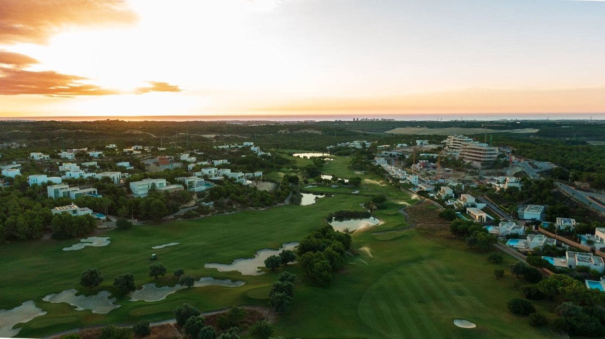 5 slaapkamer Villa te koop in Las Colinas Golf met zwembad - € 1.995.000 (Ref: 10038445)