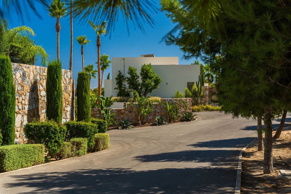 5 slaapkamer Villa te koop in Las Colinas Golf met zwembad - € 1.995.000 (Ref: 10038445)