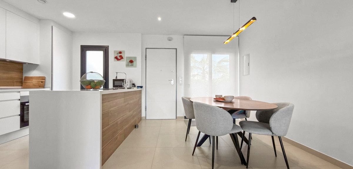 2 soverom Leilighet til salgs i Pilar de la Horadada med svømmebasseng - € 329 000 (Ref: 10043217)