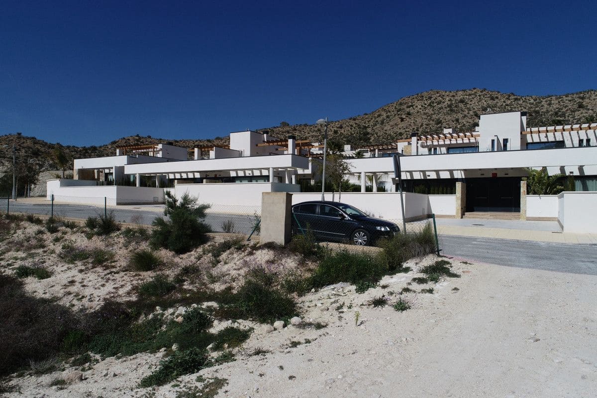 4 chambre Villa/Maison à vendre à Monforte del Cid avec piscine - 2 375 000 € (Ref: 10043232)