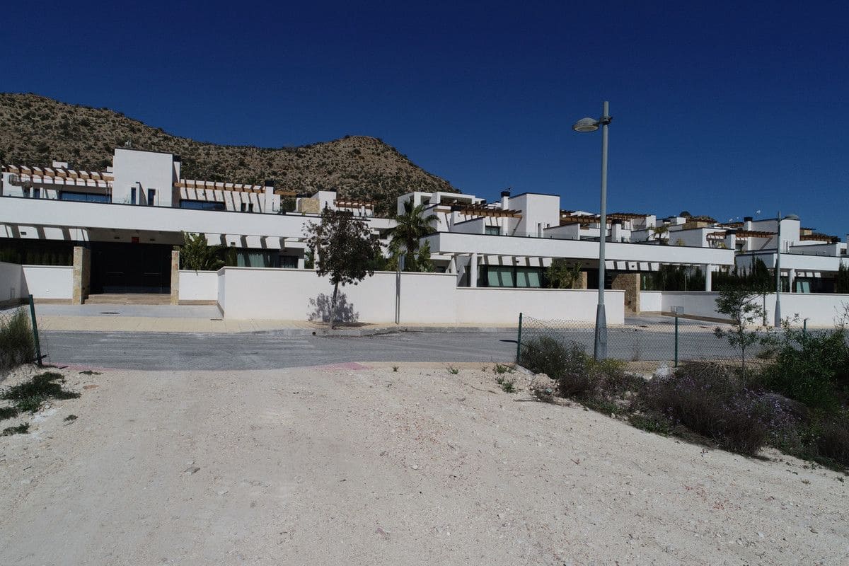 4 chambre Villa/Maison à vendre à Monforte del Cid avec piscine - 2 375 000 € (Ref: 10043232)