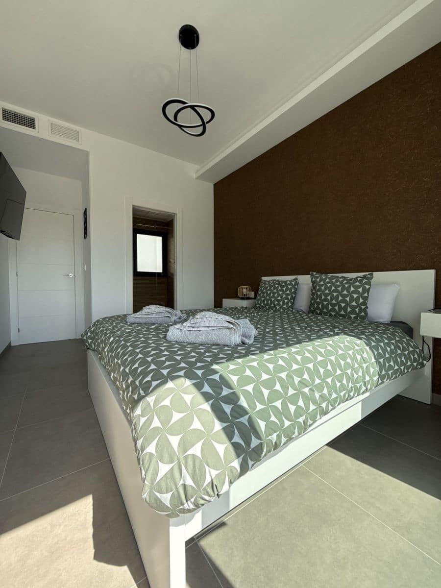 3 bedroom Villa for sale in Los Montesinos with pool - € 369,900 (Ref: 10045257)