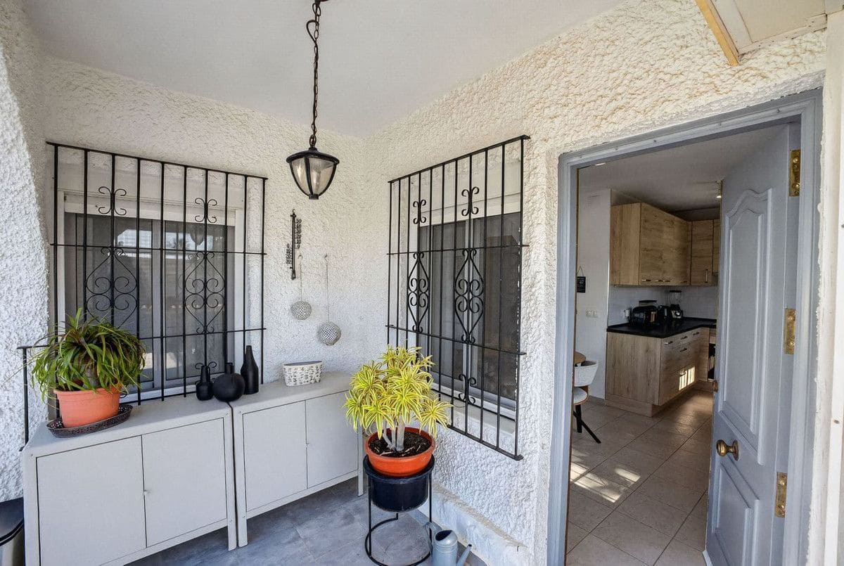 3 chambre Villa/Maison à vendre à Torrevieja - 379 000 € (Ref: 10049556)