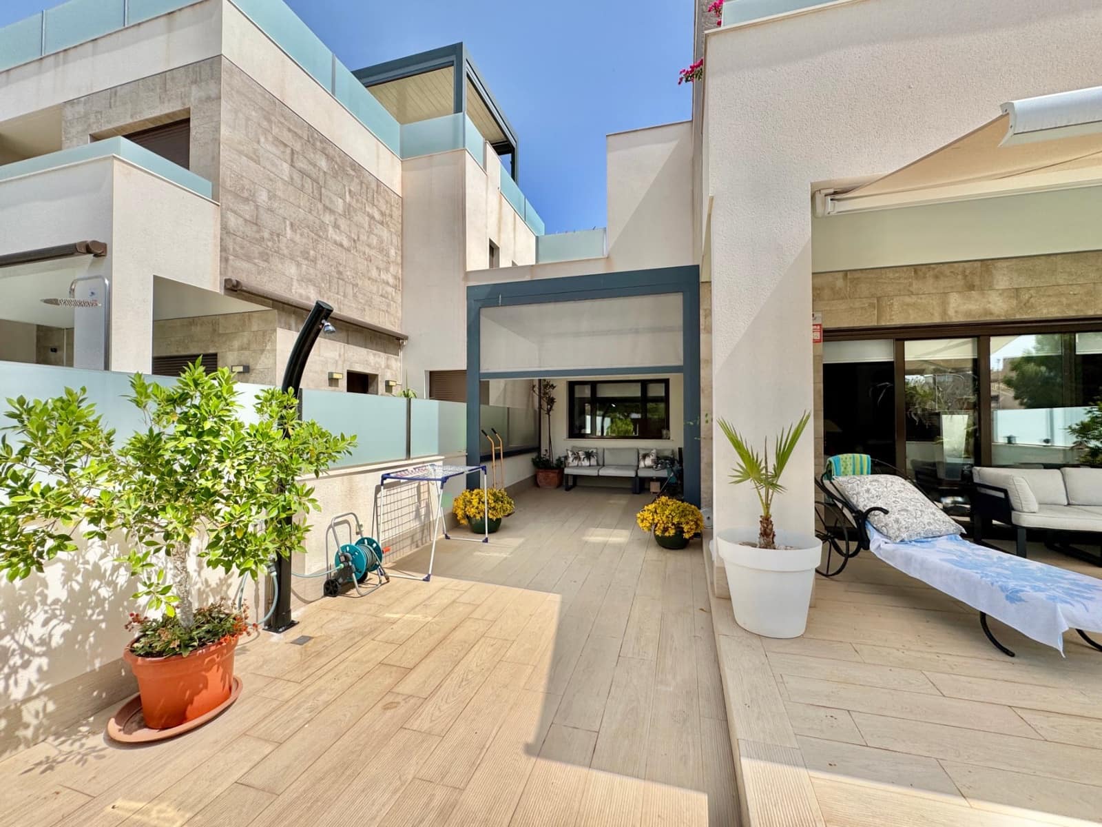 3 sypialnia Dom na sprzedaż w San Pedro del Pinatar z basenem garażem - 420 000 € (Ref: 10052286)