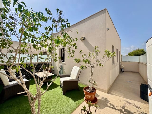 3 sypialnia Dom na sprzedaż w San Pedro del Pinatar z basenem garażem - 420 000 € (Ref: 10052286)