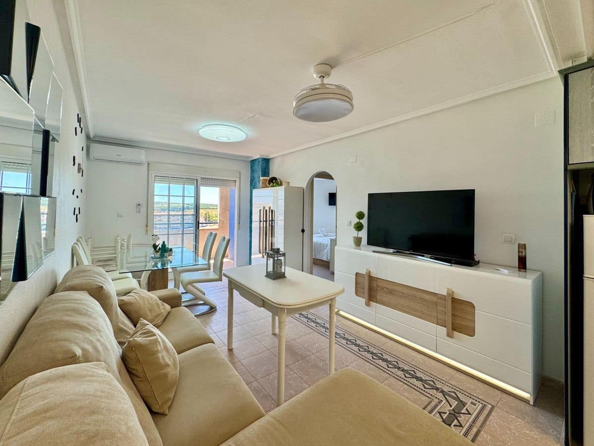 2 makuuhuone Huoneisto myytävänä paikassa Guardamar del Segura mukana uima-altaan - 172 900 € (Ref: 10052333)