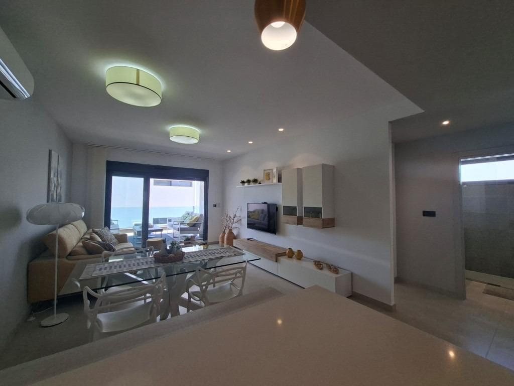 2 chambre Appartement à vendre à Guardamar del Segura avec piscine - 239 500 € (Ref: 10052428)