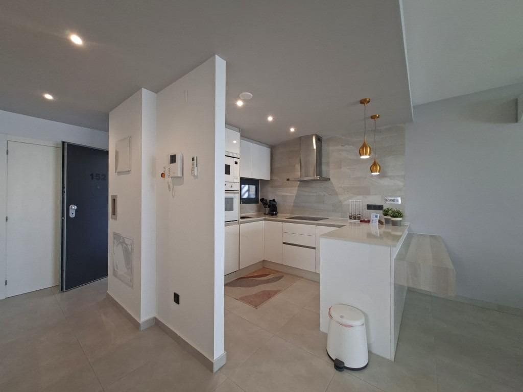 2 Zimmer Apartment zu verkaufen in Guardamar del Segura mit Pool - 239.500 € (Ref: 10052428)