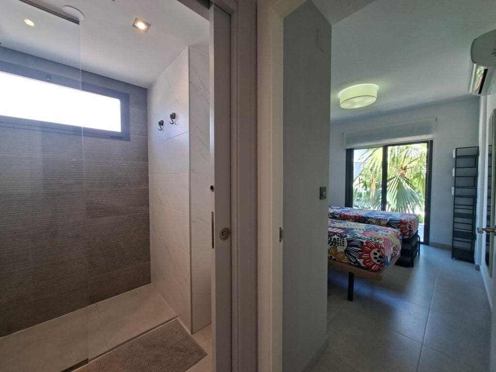 2 Zimmer Apartment zu verkaufen in Guardamar del Segura mit Pool - 239.500 € (Ref: 10052428)