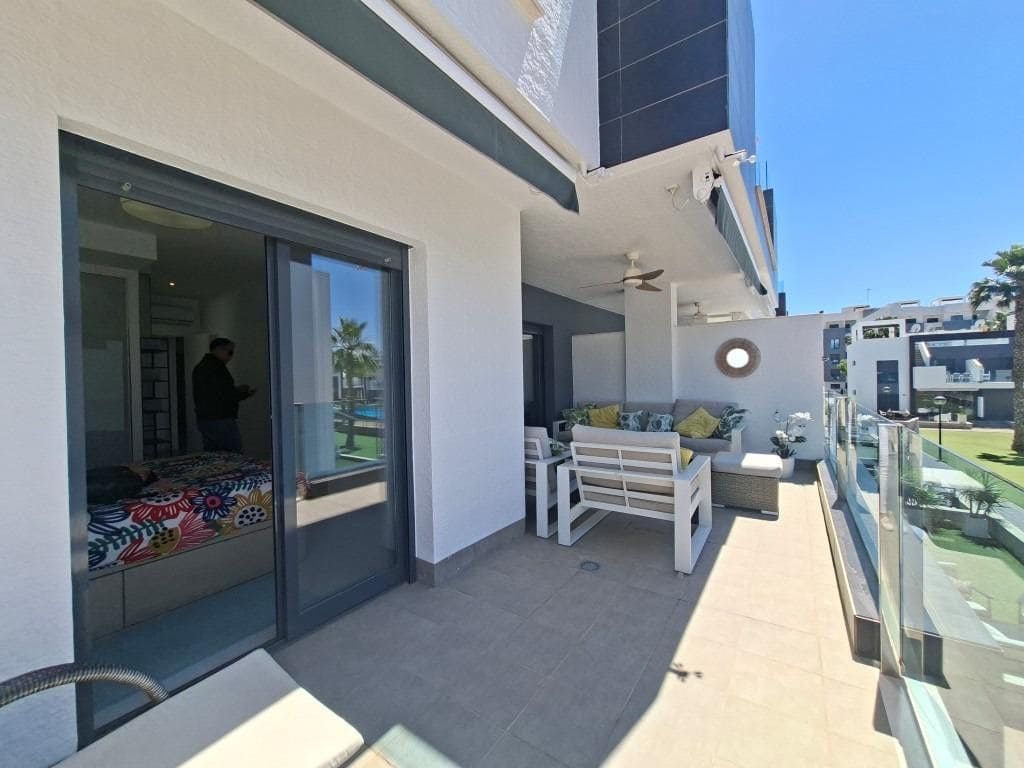 2 Zimmer Apartment zu verkaufen in Guardamar del Segura mit Pool - 239.500 € (Ref: 10052428)