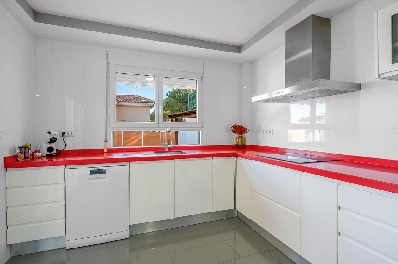3 bedroom Villa for sale in San Miguel de Salinas - € 490,000 (Ref: 10052437)