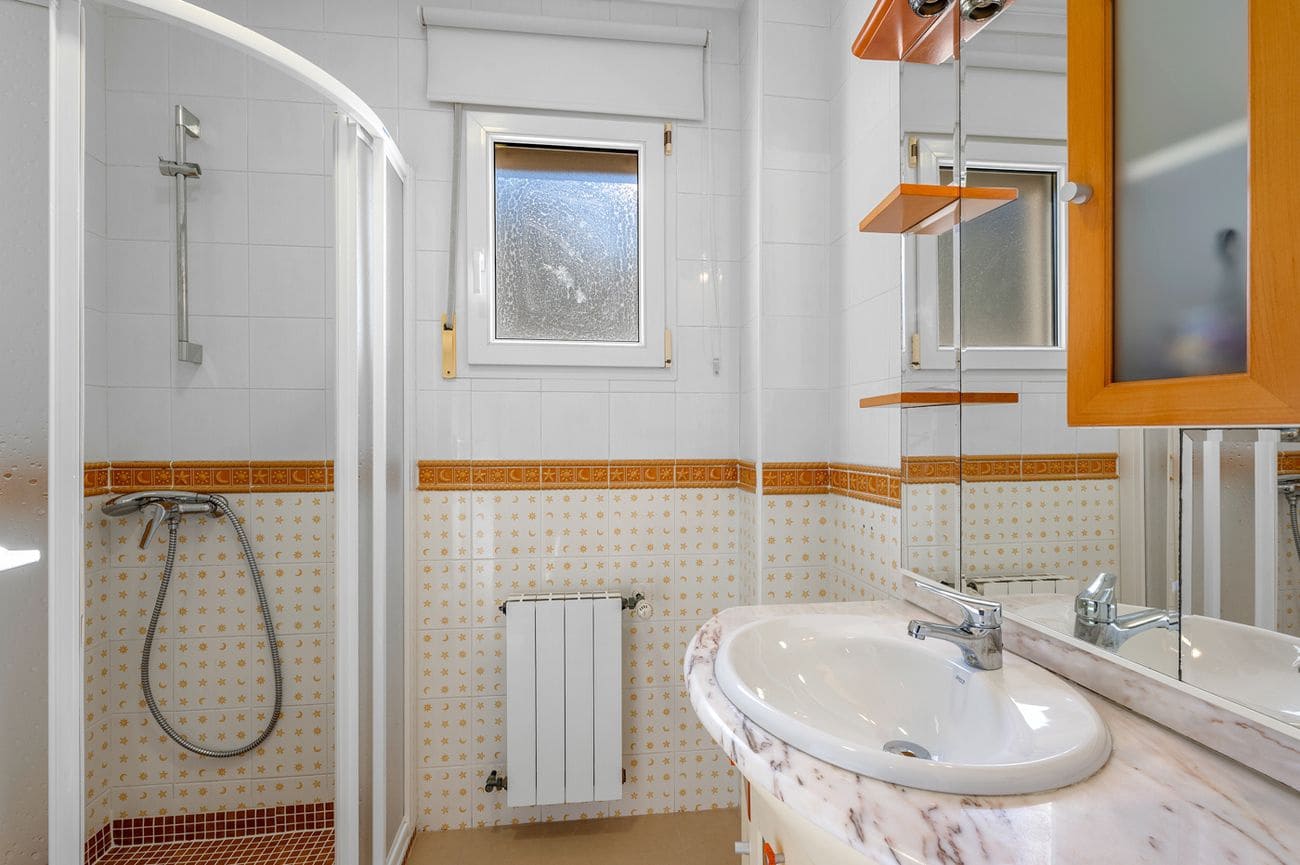 3 bedroom Villa for sale in San Miguel de Salinas - € 490,000 (Ref: 10052437)