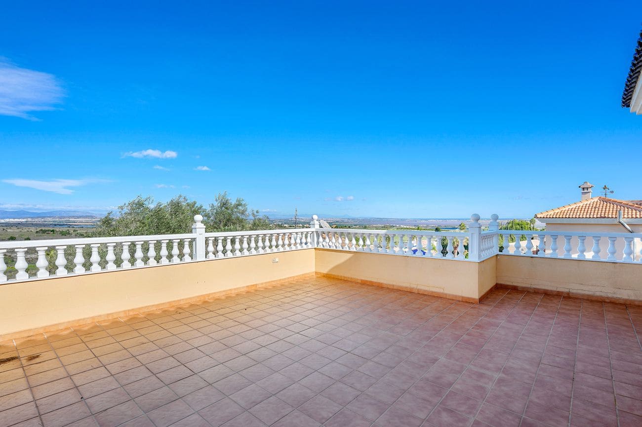 3 bedroom Villa for sale in San Miguel de Salinas - € 490,000 (Ref: 10052437)