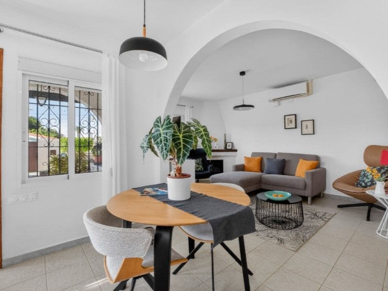 3 slaapkamer Villa te koop in Torrevieja - € 379.000 (Ref: 10052483)