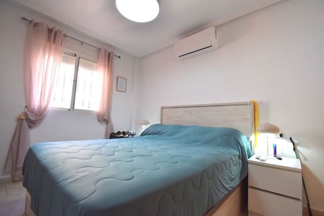 2 soveværelse Lejlighed til salg i La Chismosa, Orihuela med swimmingpool - € 185.000 (Ref: 10052570)