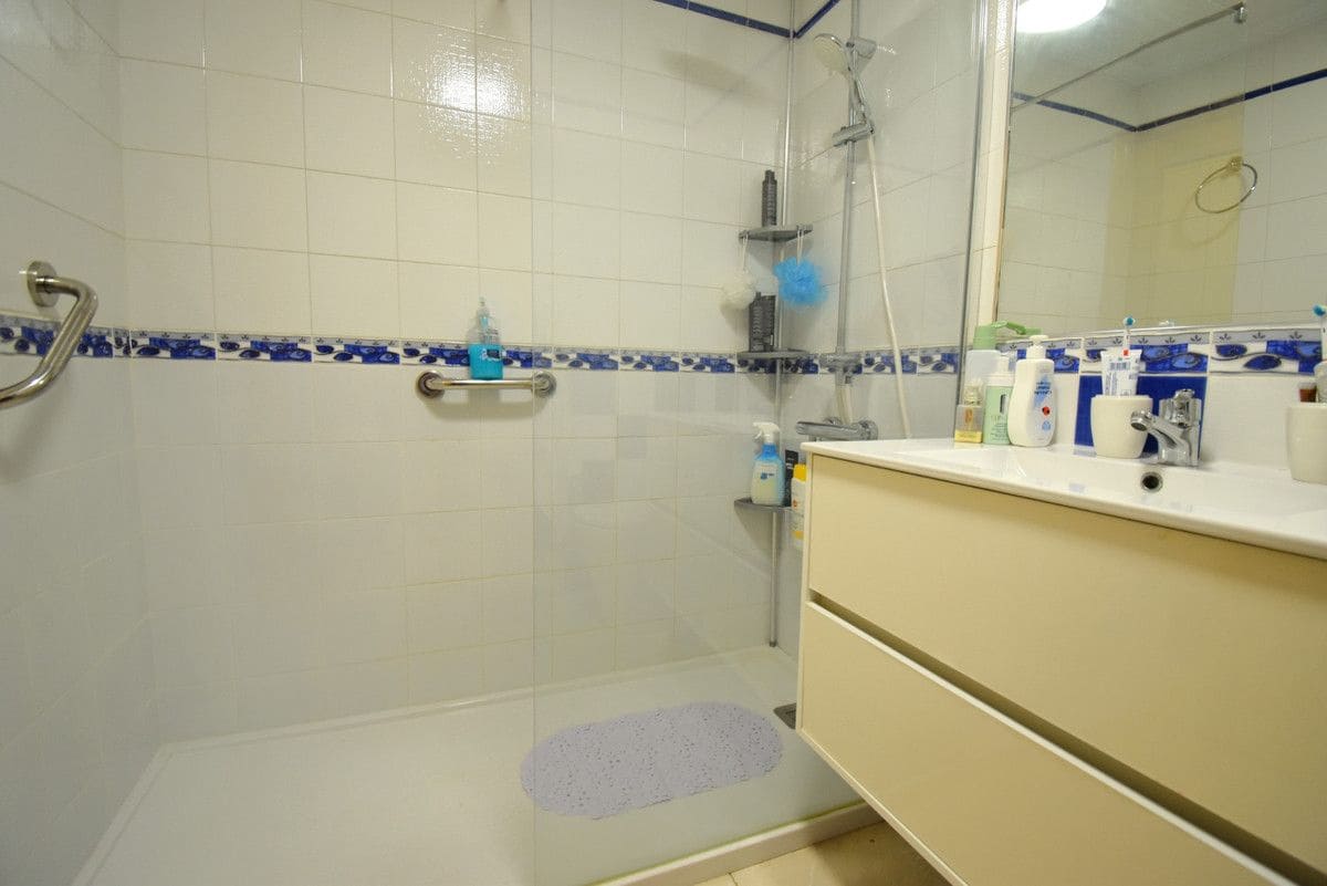 2 soveværelse Lejlighed til salg i La Chismosa med swimmingpool - € 185.000 (Ref: 10052570)